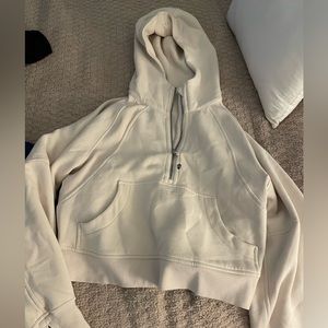 Lululemon cropped half zip